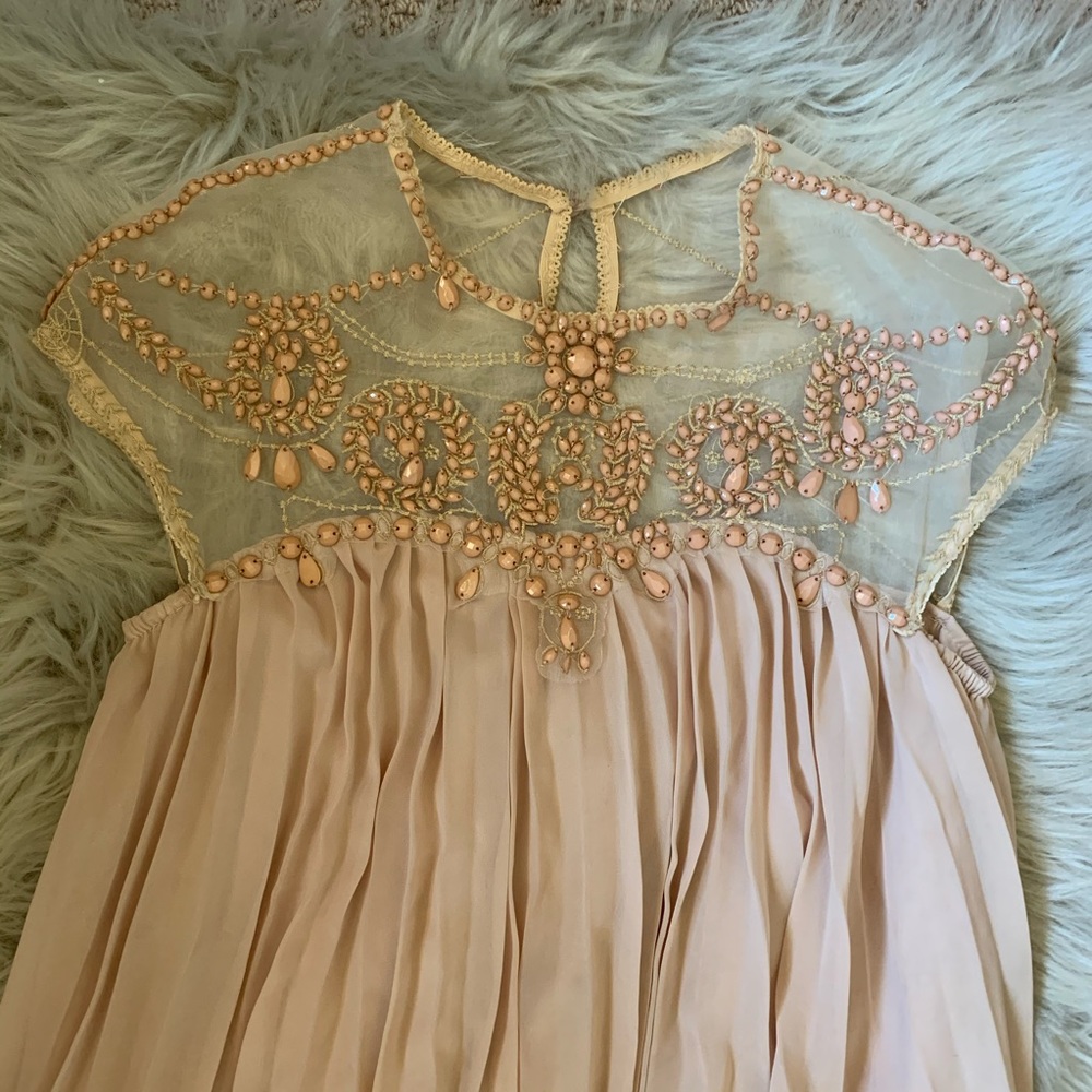Dress - Picture 2 of 3